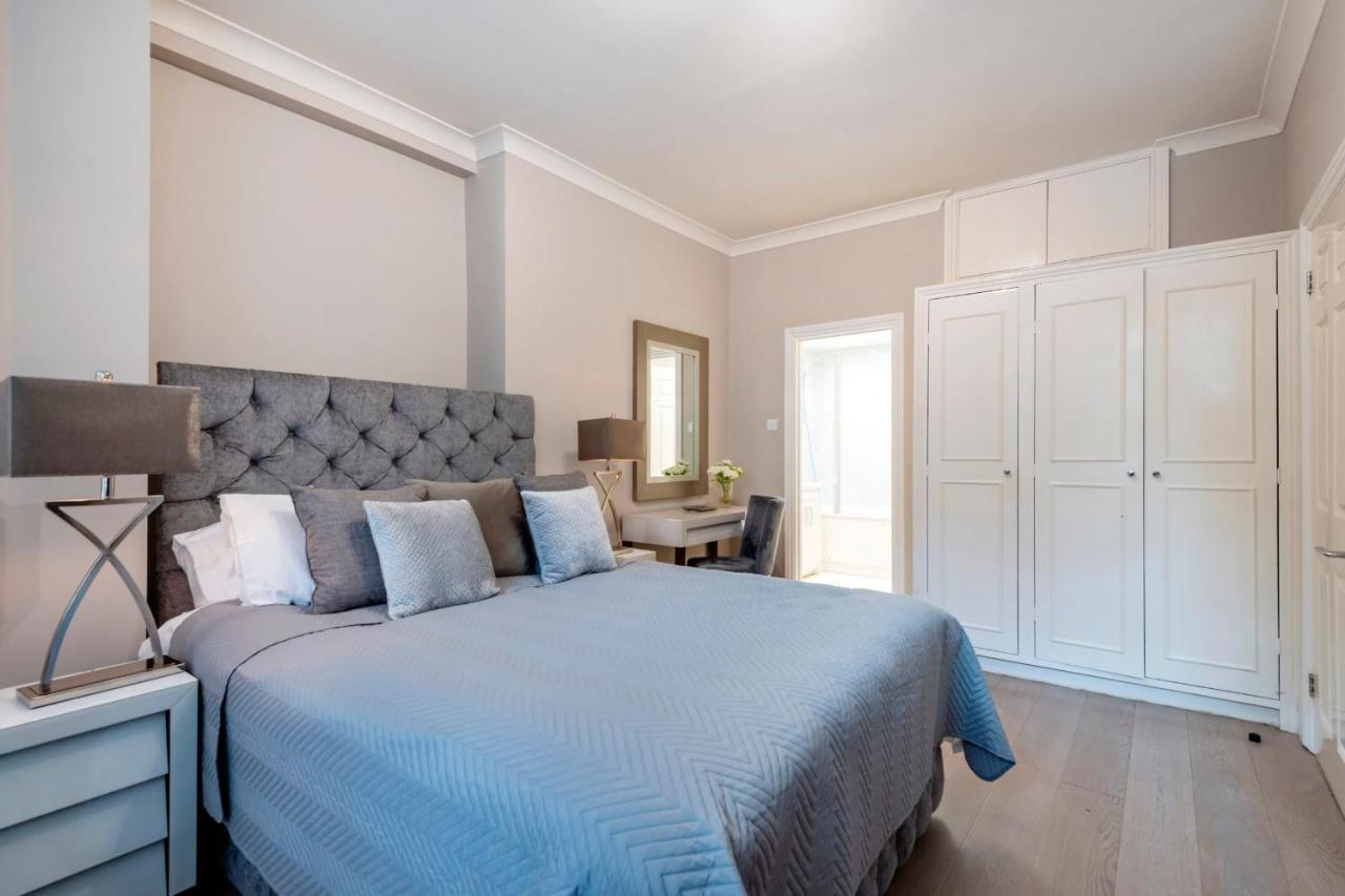 Hampstead Garden Flat-hosted By Sweetstay * Londen