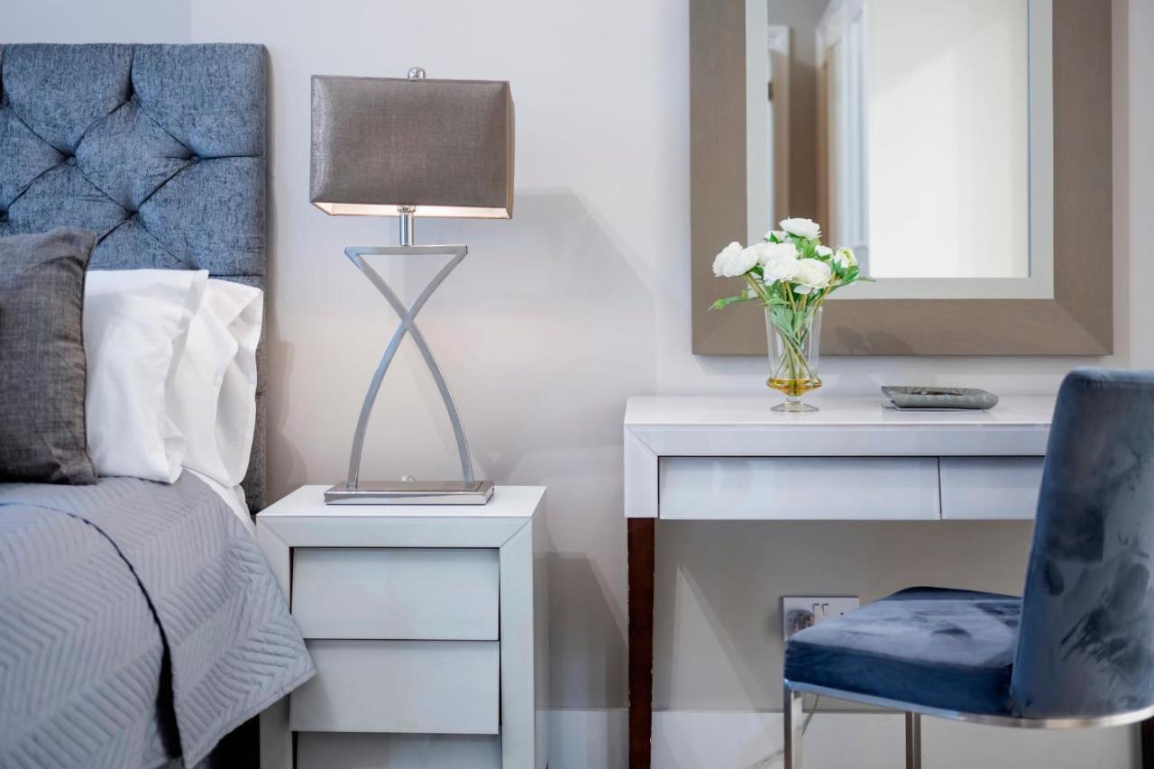 Hampstead Garden Flat-hosted By Sweetstay Londen